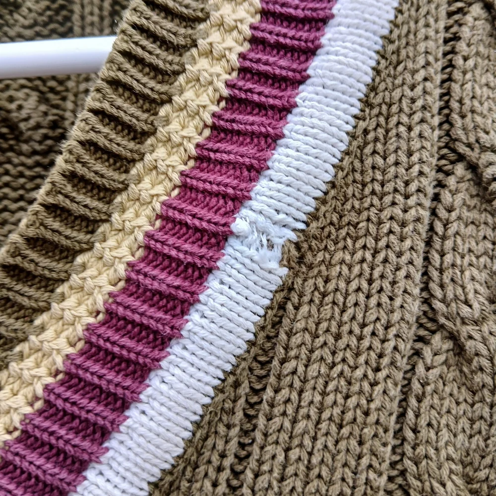 Vintage Woods & Gray Sweater - Picture 5 of 14